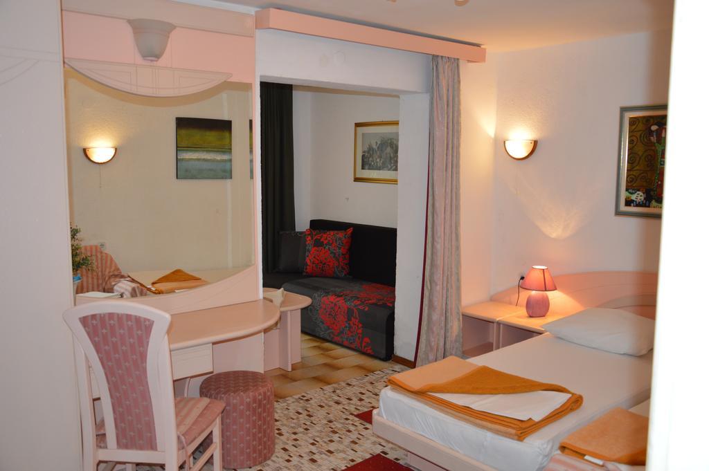 Ferienwohnung Hous Mira Poreč Zimmer foto